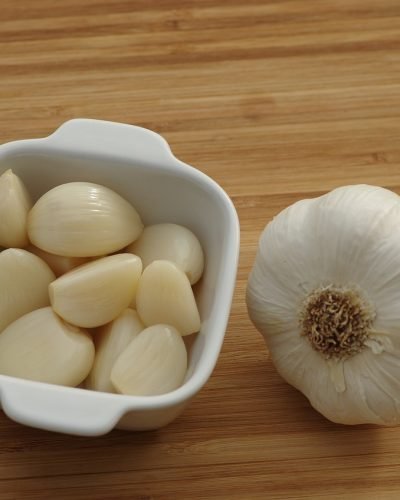 garlic, cloves, vegetable, produce, food, organic, herb, cloves of garlic, bulb of garlic, garlic, garlic, garlic, garlic, garlic